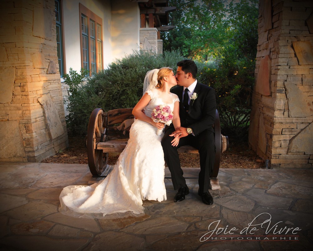 Wedding Kiss, Wedding Photography